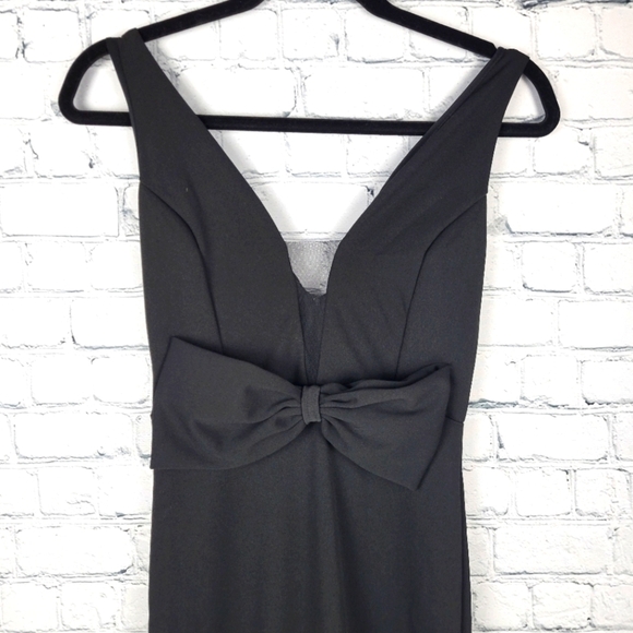 NWT Windsor Size XS Black Formal Dress With Bow - Picture 6 of 10